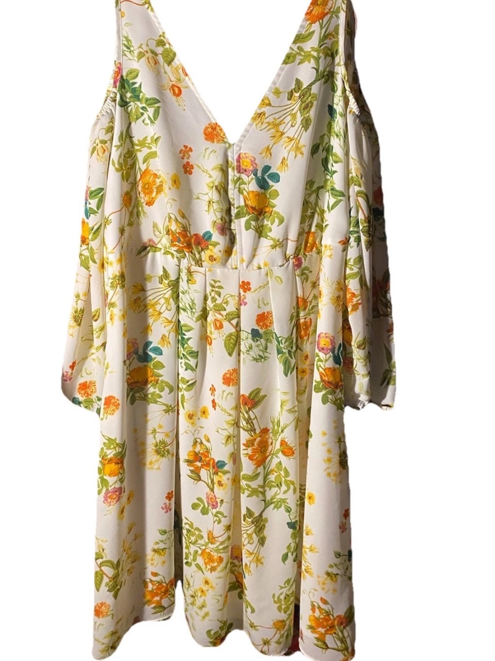 ALICE
THROUGH THE LOOKING GLASS
DESIGNER COLLECTION
Colleen Atwood